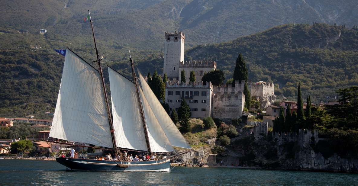 PANORAMIC CRUISE ON HISTORICAL SAILBOAT - Inclusions and Accessibility