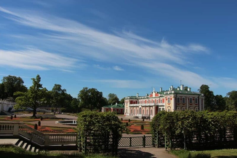 Panoramic Tour over Tallinn by vehicle - An Honest Look at the Panoramic Tallinn Experience