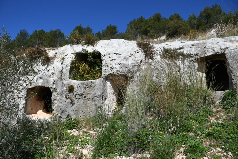 Pantalica: Memory in Stone - Recommended Attire and Restrictions