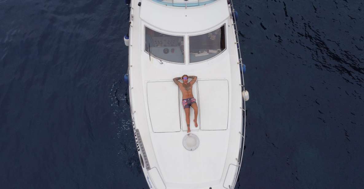 Pantelleria Island: Isola Tour in Yacht With Simone & Luck - Key Points