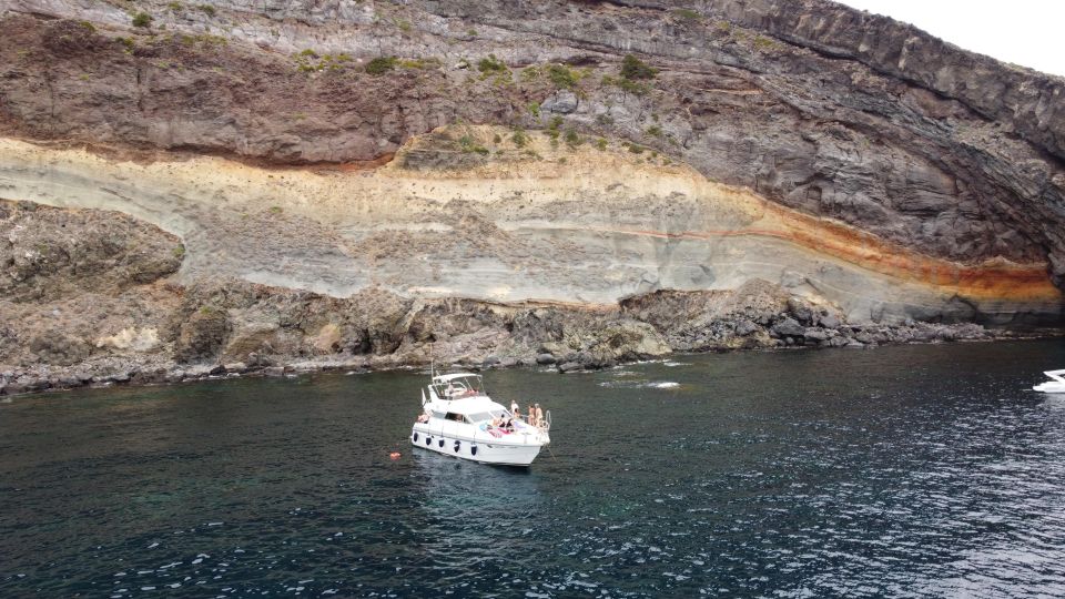 Pantelleria Island: Isola Tour in Yacht With Simone & Luck - Customer Reviews