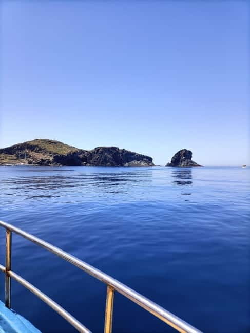 PANTELLERIA:ISLAND TOURS BY BOAT AROUND THE BLACK PEARL OF THE MEDITERRANEAN - Key Points
