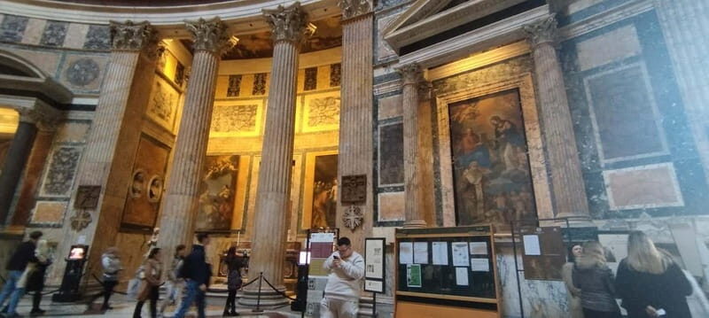 PANTHEON & NAVONA - Private Guided Tour - Piazza Navona: The Lively Heart of Rome
