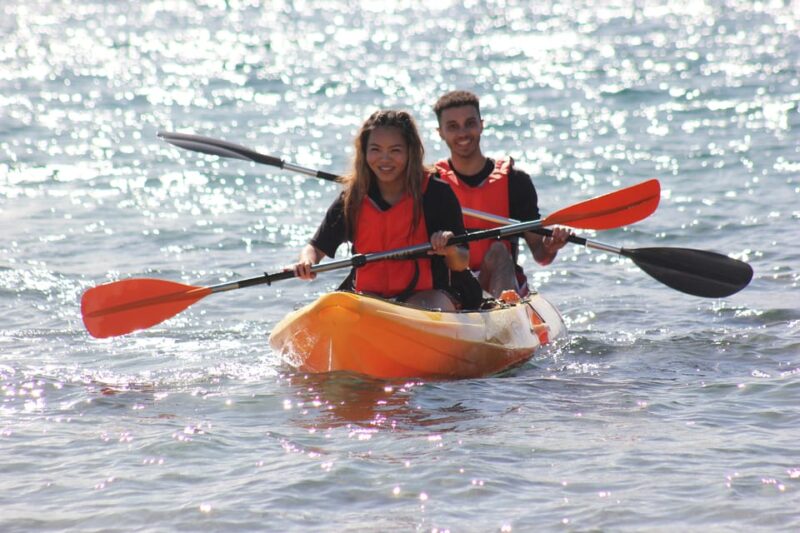 Papagayo: Kayak Experience in Los Ajaches Natural Monument - Booking and Cancellation Policy