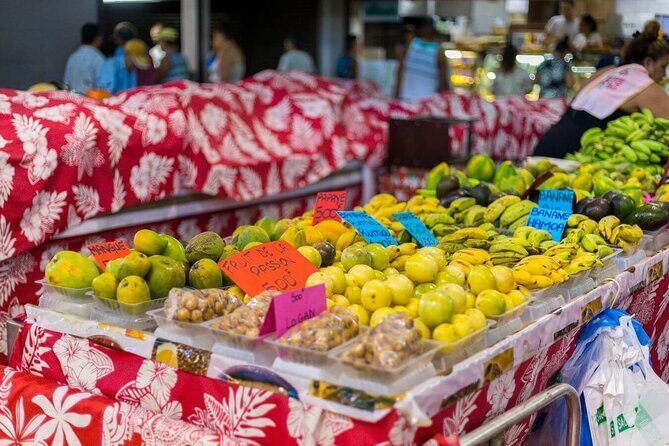 Papeete Market Place - Exploring the Papeete Market Experience