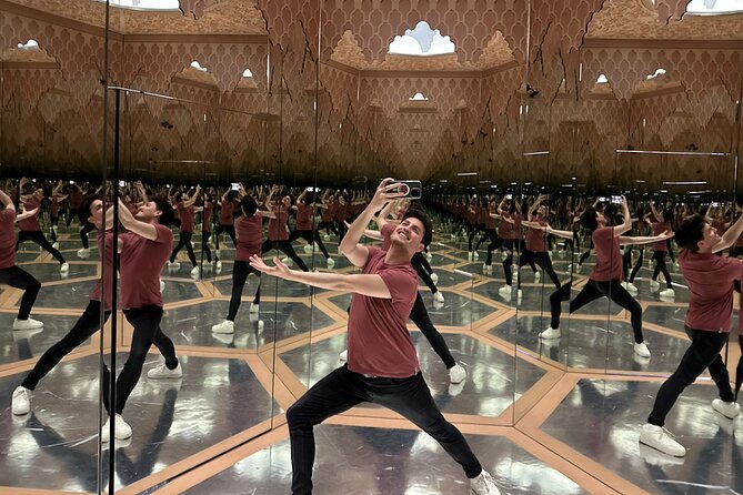 Paradox Museum Barcelona a Mind-twisting Experience - Family-Friendly Museum Environment