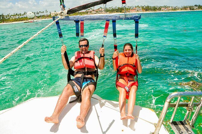 Paragliding Fun in Bavaro Beach - Why Paragliding in Bávaro Could Be a Highlight of Your Trip