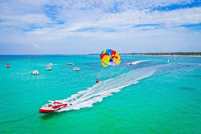 Parasailing in Bavaro - Key Points