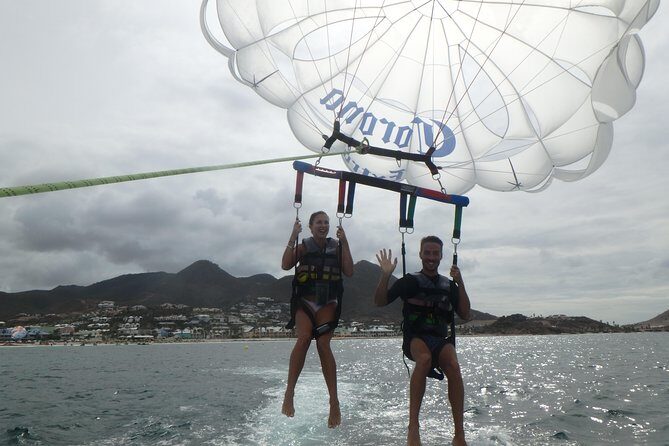 Parasailing Orient Bay Beach Sint Maarten - The Return and Photo Options