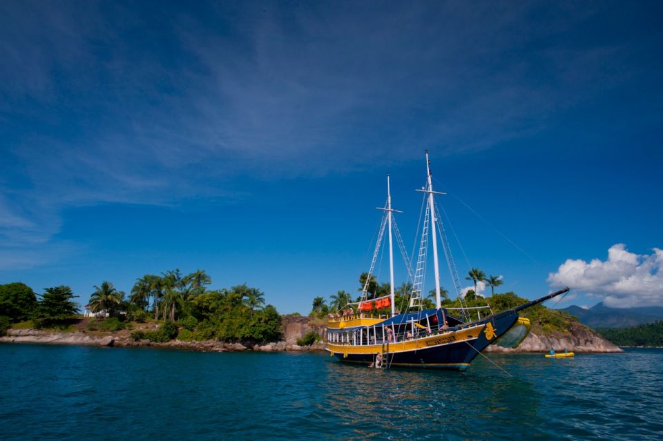 Paraty Bay: Islands & Beaches Boat Tour With Snorkeling - Customer Reviews and Ratings