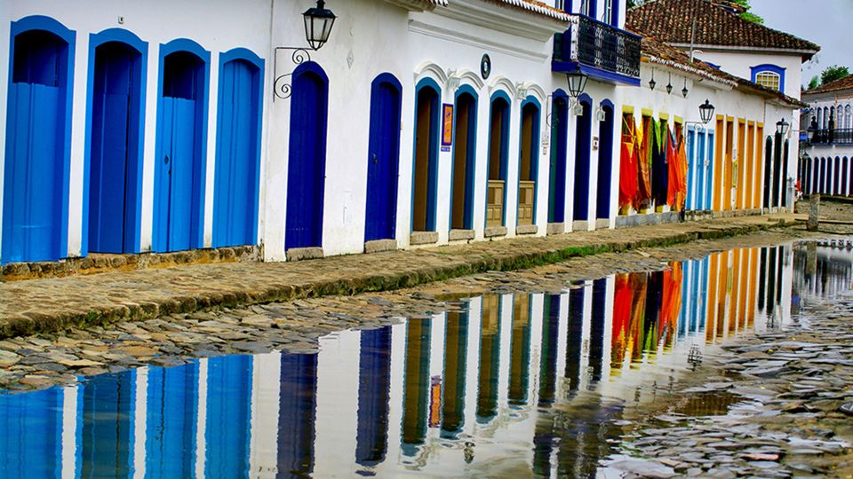 Paraty: Guided Old Town Walking Tour With Pickup - Local Expert Guides