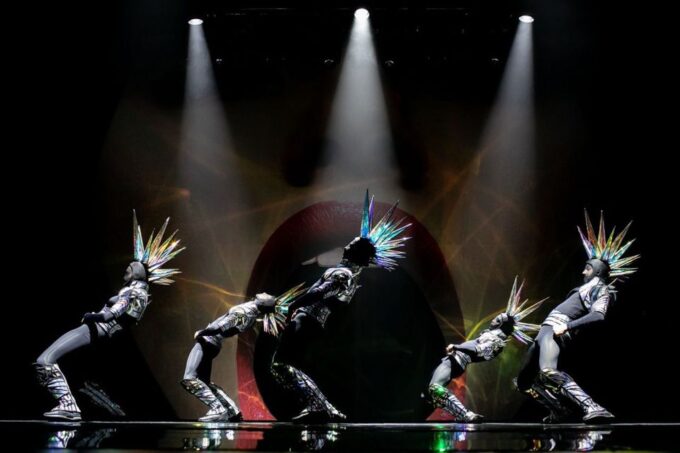 Paris: 3-Course Dinner & Show at Paradis Latin Cabaret - Booking Information