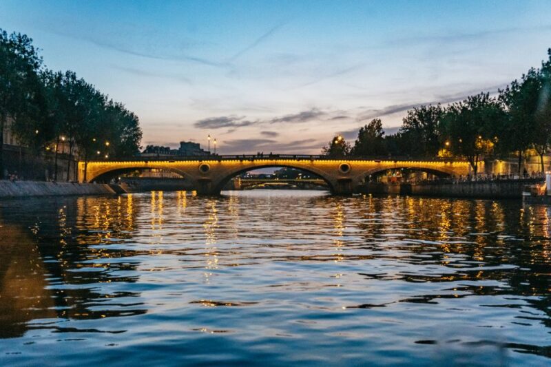 Paris : 3-Course Gourmet Dinner Cruise on Seine River - Customer Reviews and Ratings