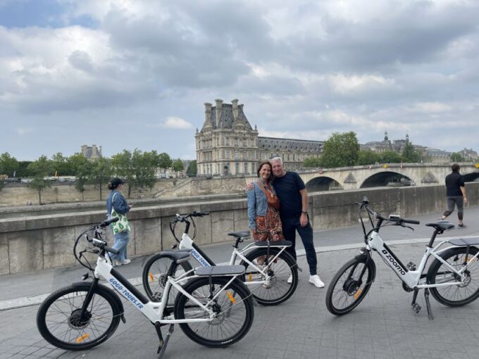 Paris: Afternoon E-Bike Guided Small Group Tour - Nearby Attractions