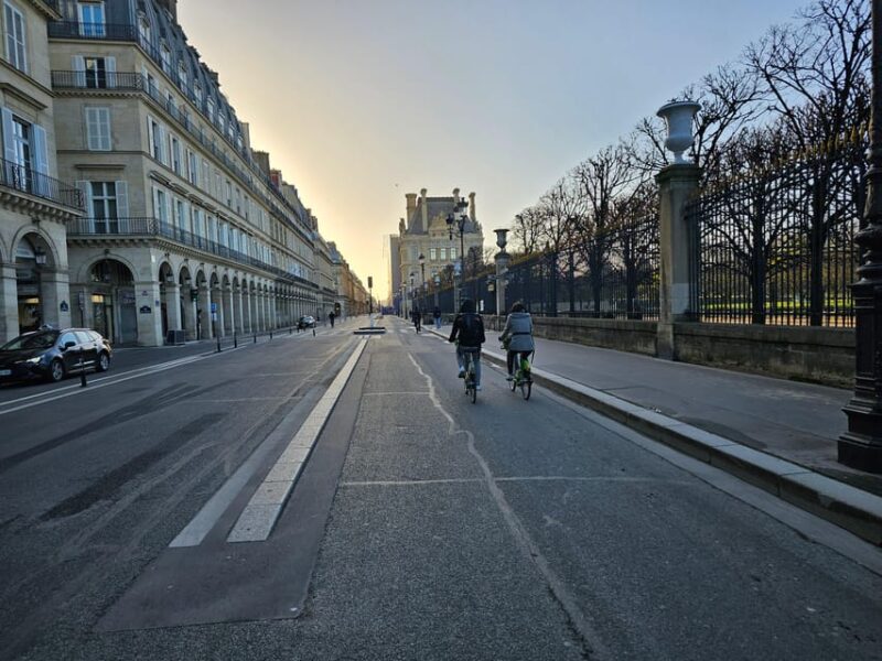 Paris Before the Crowds: Sunrise Bike Tour With Breakfast - Customer Reviews
