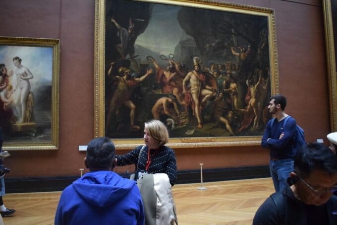 Paris: Best of the Louvre Guided Tour With Pre-Booked Ticket - Ask Away