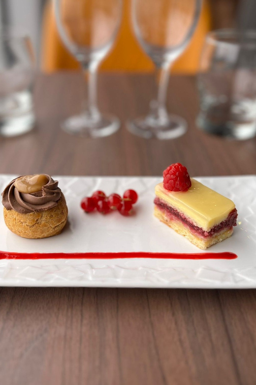 Paris : Bistronomic Early Dinner Cruise - Key Points