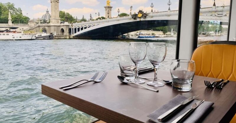Paris : Bistronomic Early Dinner Cruise - Amenities and Inclusions