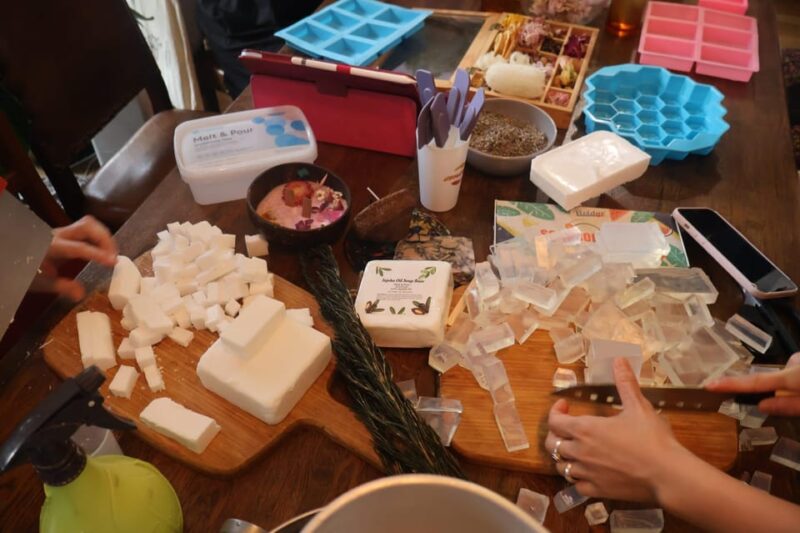 Paris: Botanical Handmade Soap Workshop (Melt and Pour Soap) - Booking Information