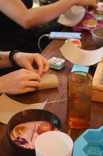 Paris: Botanical Handmade Soap Workshop (Melt and Pour Soap) - Workshop Details
