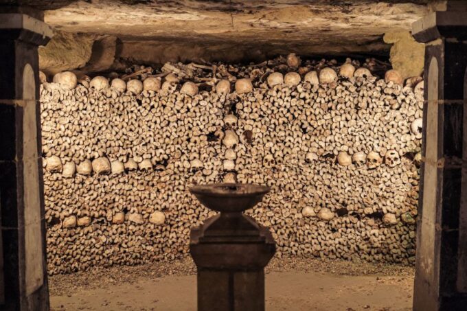 Paris: Catacombs Special Access Tour - Customer Reviews