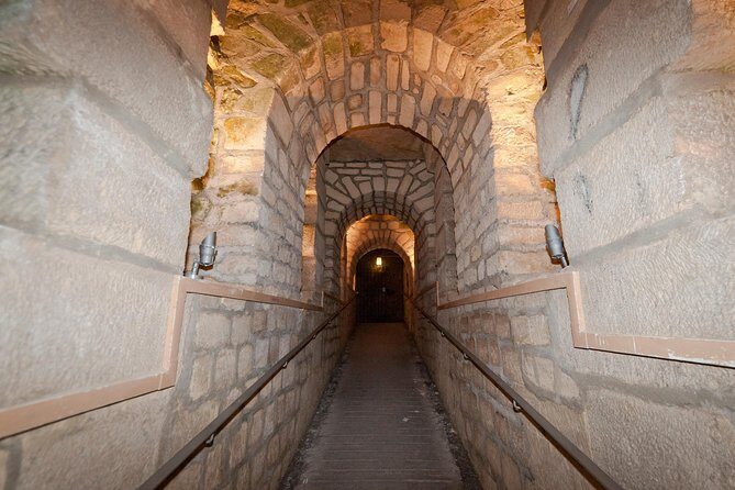 Paris Catacombs Tour with VIP Access to Restricted Areas - Practical Tips for Visitors