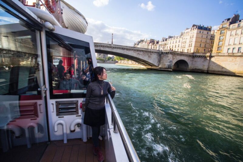 Paris: Champagne Tasting Cruise Departure From Eiffel Tower - Meeting Point and Directions