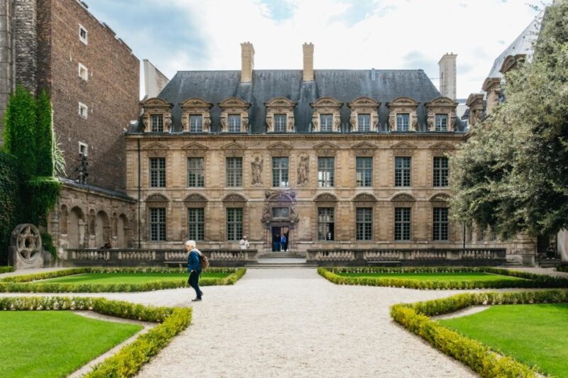 Paris: Charming Nooks and Crannies Bike Tour - Customer Feedback and Ratings