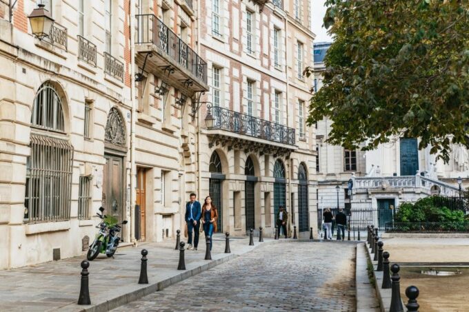 Paris: Charming Nooks and Crannies Bike Tour - Taking in Local Culture