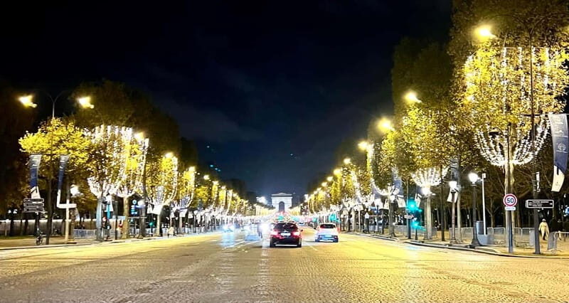 Paris: Christmas Lights Tuk Tuk Tour - Key Points  