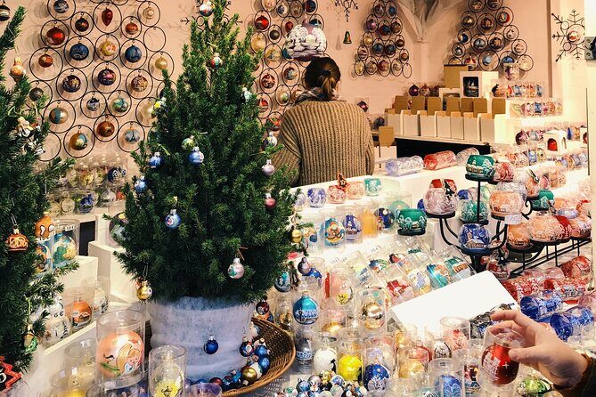 Paris Christmas Market & Chocolate Private Tour with Local Guide - Practical Aspects & Convenience  