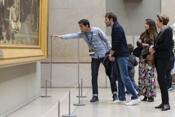 Paris: City Walk and Louvre Museum Tour - Frequently Asked Questions