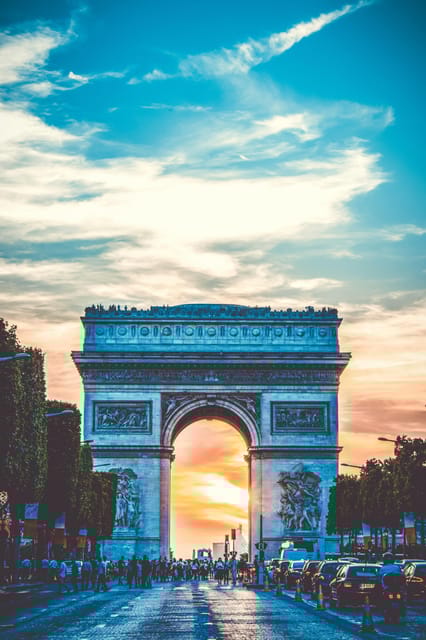 Paris: City Walking Tour and Seine River Cruise - Key Points