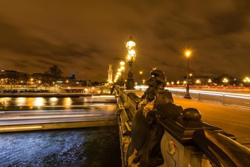 Paris: City Walking Tour and Seine River Cruise - Architectural Grandeur of Place Vendôme