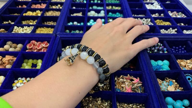 Paris: Custom Souvenir Bracelet Workshop - Suitable for All Ages