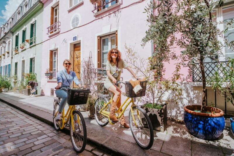 Paris: Day Bike Rental - Included Items
