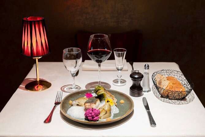 Paris Dinner Show Review: A Culinary Opera Experience - Immersive Opera Concert Experience