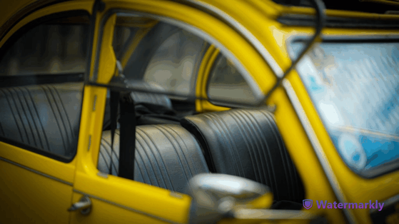 Paris: Discover Paris 2CV - Guides and Experience