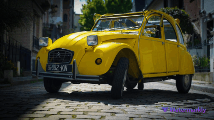 Paris: Discover Paris 2CV - Capturing Unforgettable Moments