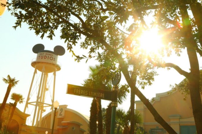 Paris: Disneyland Paris Ticket With Transfer - Tips for a Great Visit