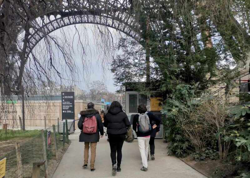 Paris: Eiffel Tower Guided Tour With Summit Access - Accessibility Considerations