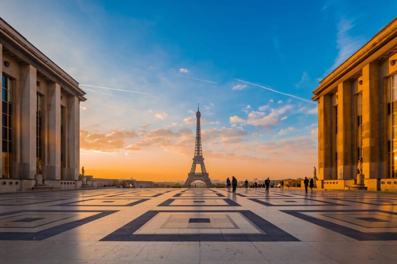Paris: Eiffel Tower Guided Tour|Summit & Second Floor Access - Key Points
