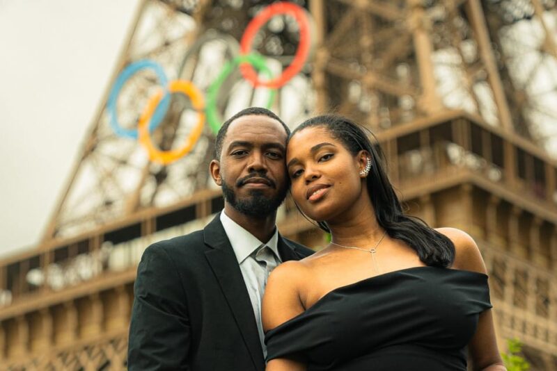 Paris: Eiffel Tower & Louvre Private Photoshoot - Photoshoot Packages