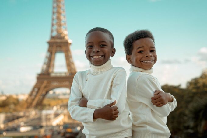 Paris: Eiffel Tower & Louvre Private Photoshoot - Frequently Asked Questions