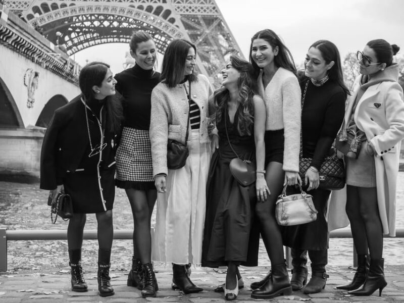 Paris: Eiffel Tower Private Photoshoot Experience - Pricing and Reservations