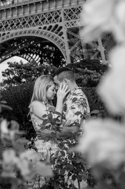 Paris: Eiffel Tower Street Photoshoot - Photography Details