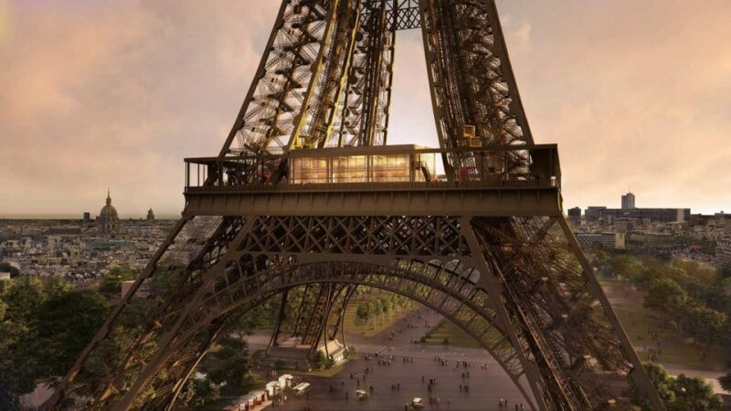 Paris: Eiffel Towers Madame Brasserie and 3-Course Lunch - Key Points