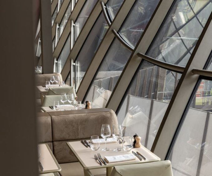 Paris: Eiffel Towers Madame Brasserie and 3-Course Lunch - Post-Lunch Exploration