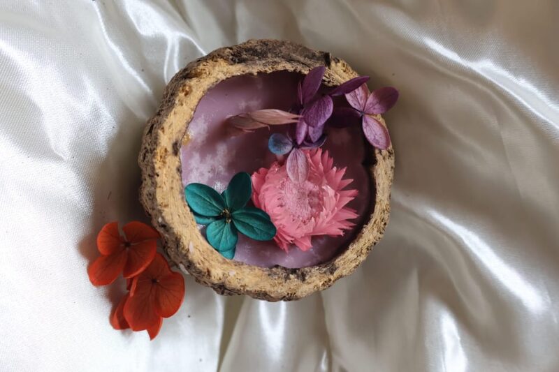 Paris: Floral Scented Candle Making Worskshop - Take-Home Creations