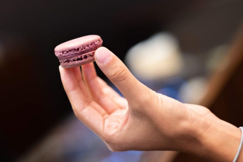 Paris: Food and Wine Tasting Walking Tour in Le Marais - Itinerary Highlights